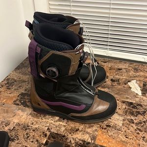 Vans Verse snowboard boot used